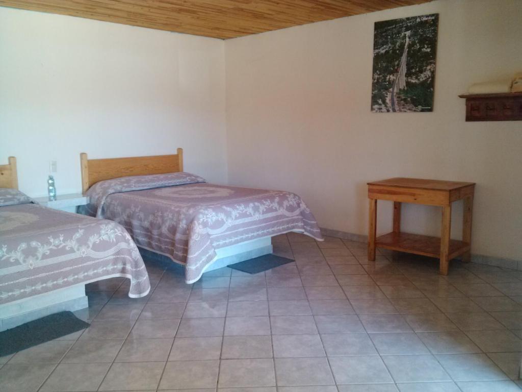 Cabanas Los Portales Barrancas Del Cobre Areponapuchi Zimmer foto